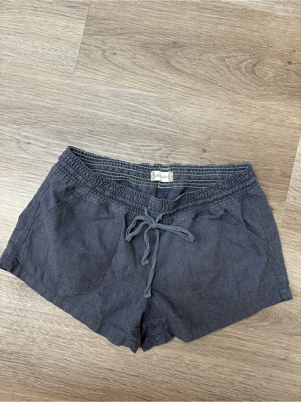 Altar'd State linen rayon shorts size small